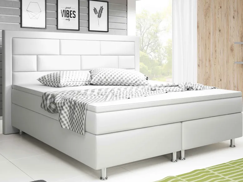 Boxspringbett mit hohem Kopfteil