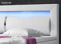 Boxspringbett mit LED