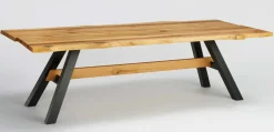 Carbonara Holztisch mit Baumkante