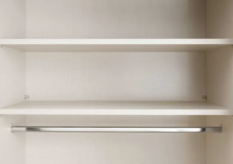 Extenso Kleiderschrank mit Glastüren