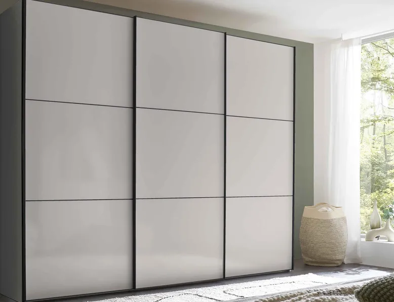 Includo Kleiderschrank mit Innenausstattung