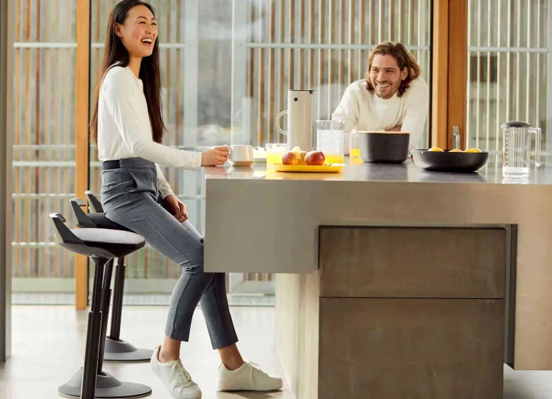 Muvman Stehhocker ergonomisch
