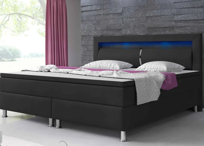 Polsterbett mit LED