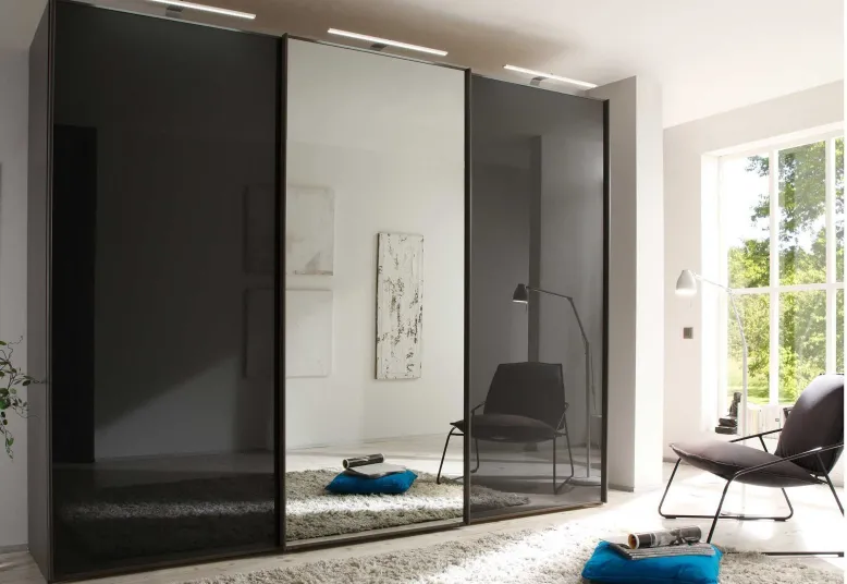 Sinfonie Plus Kleiderschrank mit Glastüren