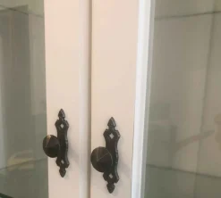 Vitrinenschrank vintage weiss