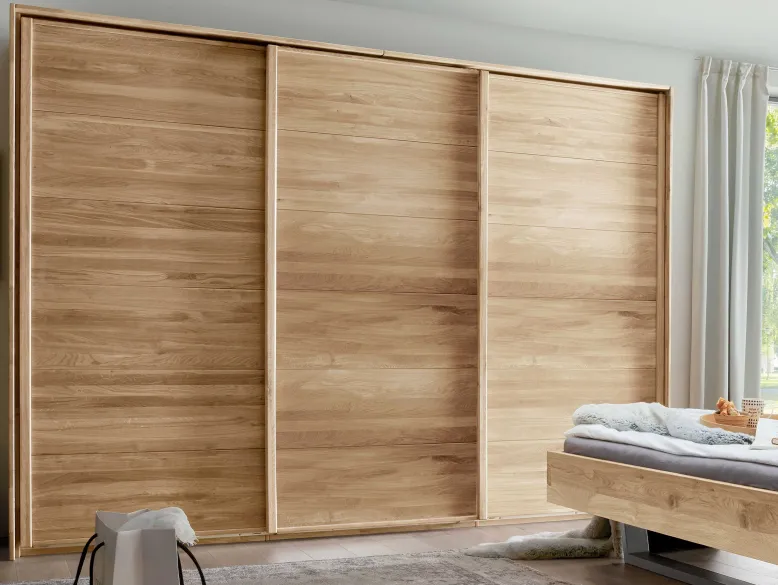 Woodside Kleiderschrank Massivholz Schwebetür